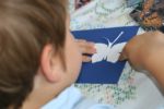 le découpage du papillon, en papier !