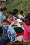 Il y a même des tables